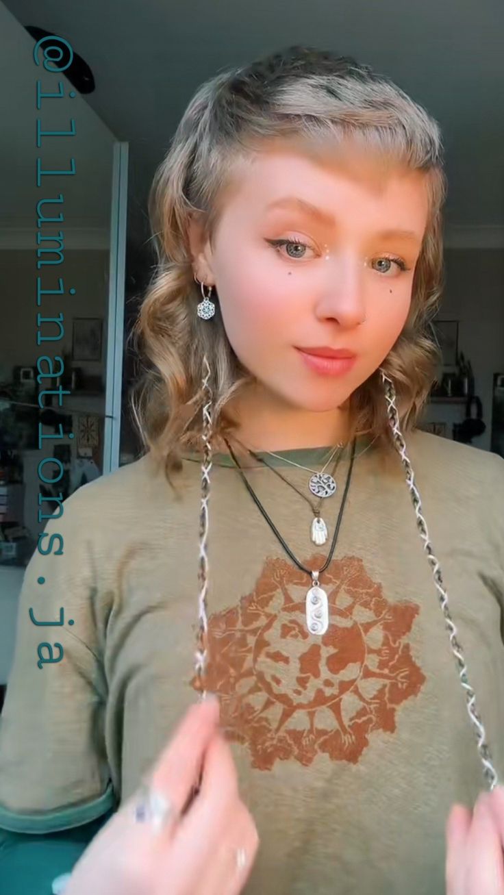 @illuminations.ja on Tiktok Pixie With Rat Tail, Braided Rat Tail, Rattails Braids, Rat Tails Hair, Rat Tail Haircut, Rat Tail Hair, Dark Fairy Aesthetic, Rat Tails, Jellyfish Haircut