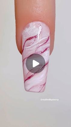 Clear Acrylic Designs, How To Do Marble Nail Art, Nail Art With Foil Flakes, Marbal Art Nail Pink, Nail Art Trends 2024, Viral Nails 2024, Nohti 2024, Short Marble Nail Designs, How To Make Marble Nails