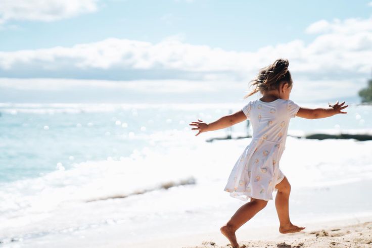 Oh the days of running wild and free ☀️ Shave Ice T-Shirt Dress available now 🥰 * * * * * #cocomoonhawaii #cocomoon #cocomoonkeiki #keiki #hawaiikids #hawaiibaby #mamaandme #swaddle #trendybaby #littleloves #babiesofinstagram #mytinymoments #thehappynow #humansofjoy #magicofchildhood #babygrom #surferbaby #aloha #happybaby #holdthemoment #cutekidsclub #babiesgram #babieswithstyle #babylifestyle #ohanaovereverything Hawaii Instagram, Surfer Baby, Hawaii Kids, Baby Clothes Sale, Shave Ice, Moon Dress, Muslin Swaddling, Beach Baby, Kids Club