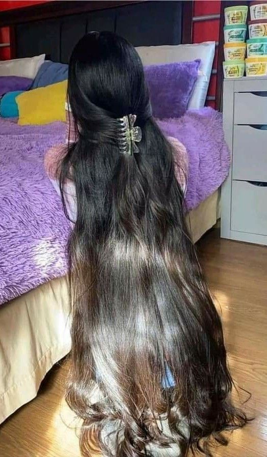 Indian Long Hair, Thick Hair Bob Haircut, Hair Journal, Haircuts For Long Hair With Layers, Long Shiny Hair, Long Hair Images, Long Indian Hair, Long Hair Ponytail, Extremely Long Hair