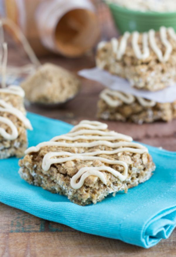 some food is sitting on top of a blue napkin and it looks like they are made out of oatmeal