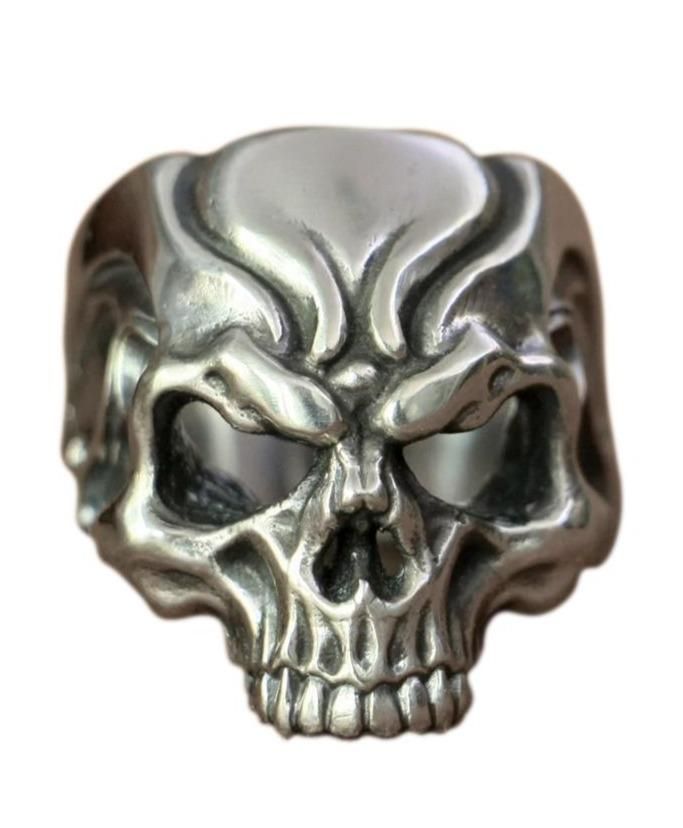 Edgy Silver Skull Ring As Gift, Edgy Silver Skull Ring For Gift, Punk Style Skull Ring For Halloween Collectible, Adjustable Silver Skull Ring Punk Style, Adjustable Silver Skull Ring In Punk Style, Silver Skull Ring Nickel-free For Halloween, Halloween Silver Skull Ring Nickel Free, Nickel-free Silver Gothic Skull Ring, Silver Punk Skull Ring