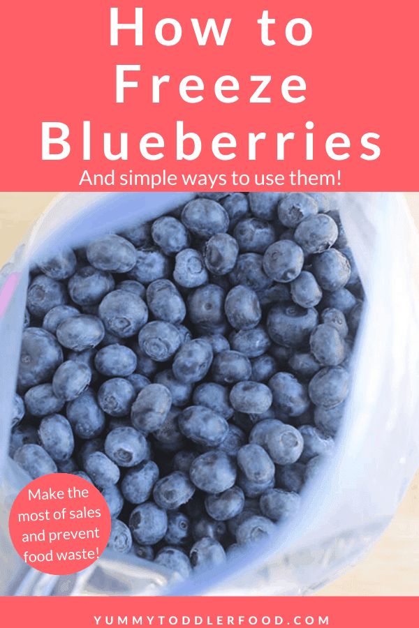 blueberries in a plastic bag with the title how to freeze blueberries and simple ways to use them