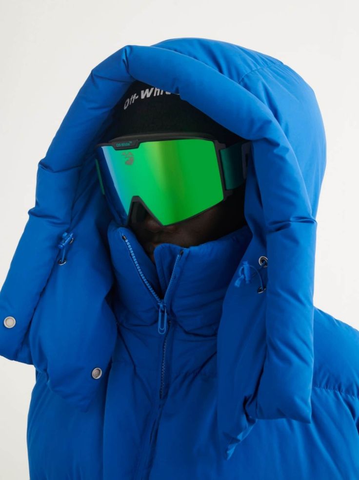 Men's Clothing | Off-White™Official Ski Outfit Men, Hood Style, Snow Wear, Ski Outfit, Ski Jacket Mens, Blue Feather, Snow Jacket, Ski Wear, Men Winter