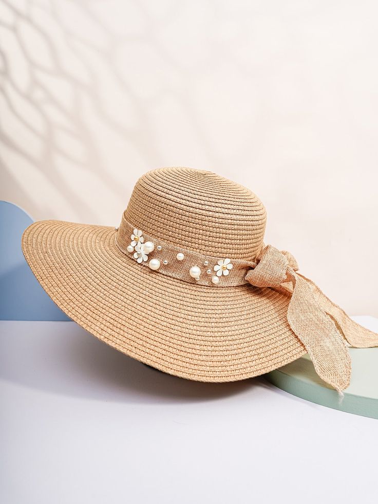 Straw Hat with Pretty Faux Pearl & Flowers Plain Boho Straw Hat 1 piece Composition 100% Paper Ships in 4-6 daysJoin our mailing list for a 20% off your first order, sign up on the main page Bone Bordado, Style Bucket Hat, Dressy Hats, Pearl Beach, Women Hats Fashion, Boho Hat, Pearl Decor, Fancy Hats, Girly Accessories