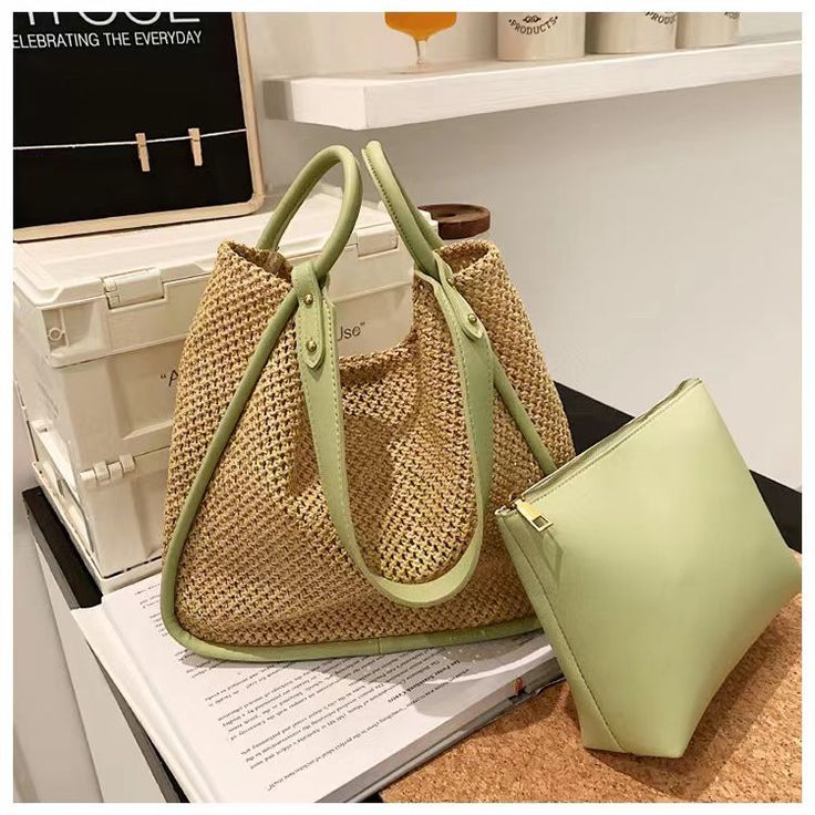 Size: 34 CM top width/32 CM bottom width/28 CM height/13 CM thickness Straw bag with clutch insert Green Rectangular Hobo Bag With Detachable Handle, Green Hobo Bag With Detachable Handle For Shopping, Green Bucket Bag Tote With Removable Pouch, Green Tote Bucket Bag With Removable Pouch, Green Rectangular Bucket Bag With Detachable Handle, Green Bucket Shoulder Bag With Detachable Handle, Green Travel Bucket Bag With Detachable Handle, Green Hobo Bag With Detachable Handle For Errands, Spring Hobo Bag With Removable Pouch For Errands