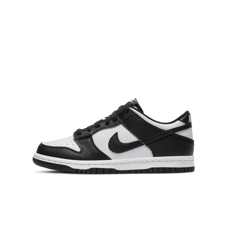 Nike Dunk Low Retro GS Big Kids (CW1590-100) Nike Noir, All Star Black, Low Dunks, Shoes For School, Nike Models, Baskets Nike, Cute Nike Shoes, Nike Dunk High, Cute Nikes