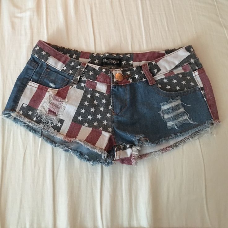 Brand New-Never Worn!!! These Are Super Cute, And I'm Bummed That They Don't Fit! They're A Size Large, But Run Small. Would Probably Fit A Size 7. Twee Clothes, July Outfits, Earthy Outfits, 2024 Fashion, Cute Everyday Outfits, Everyday Outfits, Lady In Red, Red Blue, Jean Shorts