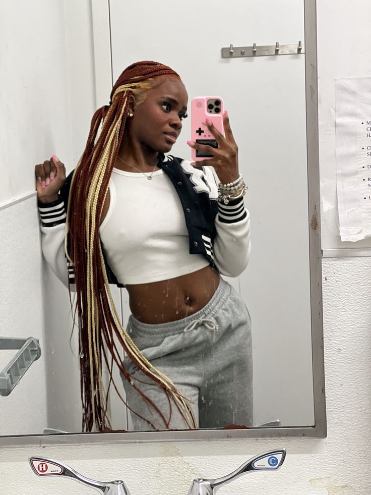 Auburn And Blonde Knotless Braids, Red And Blonde Hair Color Peekaboo Braids, Pretty Braided Hairstyles Color, Black Braids With Blonde Ends, Two Toned Knotless Braids Color, Color Combos For Knotless Braids, Cute Colored Braids, Two Colored Braids, Red And Blonde Hair Color Black Women Braids