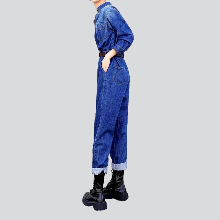 Make a bold style statement with our V-neck. baggy. 90s-style denim overalls from the 2023 Spring-Summer Collection! Featuring a medium wash and classic buttoned closure. these are the perfect way to channel the grunge-chic look of the '90s.Key Highlights: Grunge-Chic Vibe: Capture the essence of the iconic '90s grunge-chic movement with these classic overalls. Baggy & Buttoned: Comfortably baggy and secured with a classic buttoned closure. these overalls promise you undeniable ease and style. M Blue Utility Denim Jumpsuit For Spring, Utility Blue Denim Jumpsuit For Spring, Blue Utility Denim Jumpsuit With Straight Leg, Blue Denim Jumpsuit With Relaxed Fit And Straight Leg, Blue Relaxed Fit Denim Jumpsuit In Utility Style, Blue Straight Leg Utility Denim Jumpsuit, Blue Denim Jumpsuit, Relaxed Fit Straight Leg, Denim Blue Relaxed Fit Utility Jumpsuit, Utility Denim Blue Relaxed Fit Jumpsuit