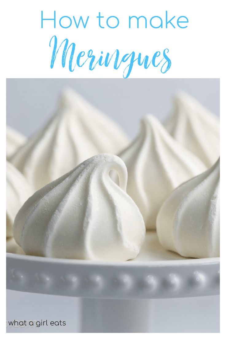 how to make meringue on a plate with text overlay that reads, how to make meringue