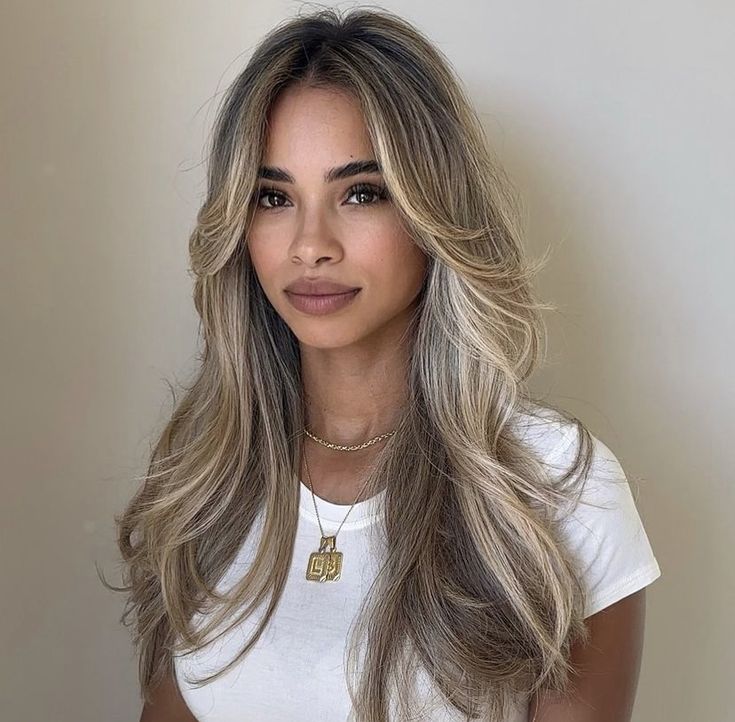 Ash Blonde Hair Balayage, Blonde Highlights On Dark Hair, Hair Colorful, Summer Blonde Hair, Ash Blonde Hair Colour, Haircuts For Long Hair With Layers, Black Hair Balayage, Brown Hair Looks, Brown Hair Inspo