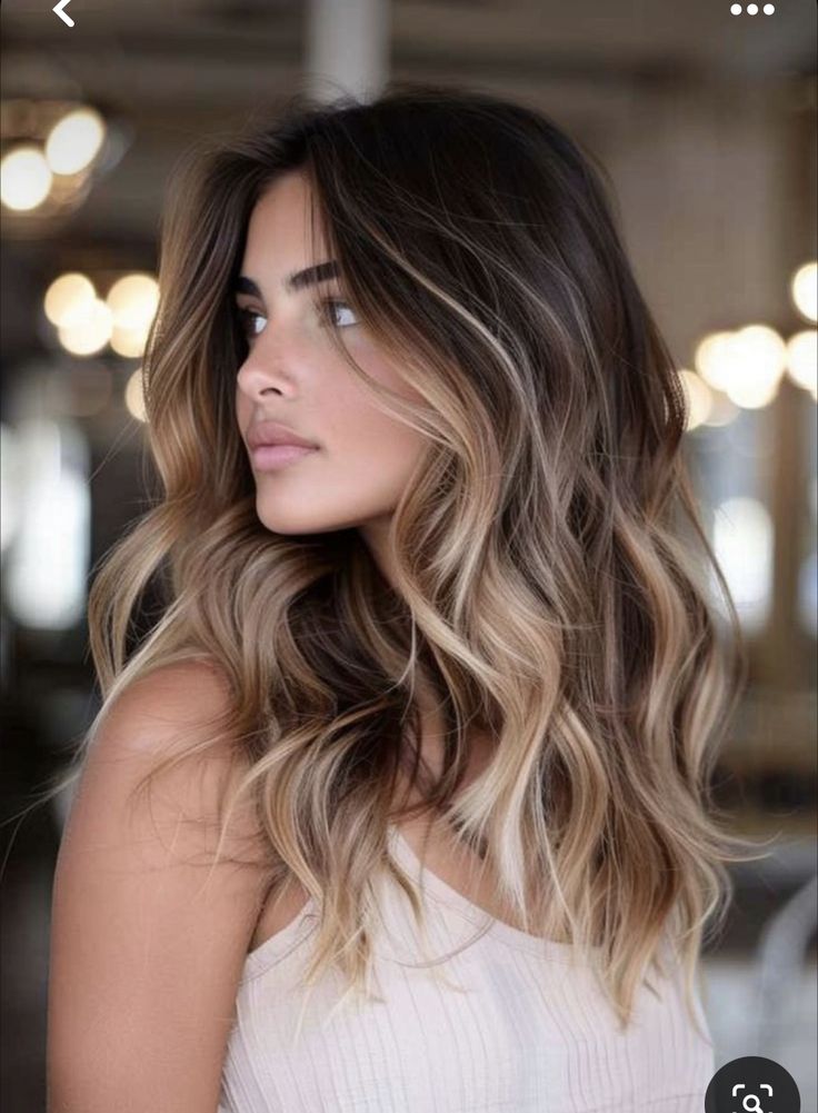 Brown Baylage Hair Caramel, Brunettes Who Went Blonde, Brunette And Honey Hair, Neutral Bayalage Brunette, Highlight Bayalage Brunette, Low Maintenance Highlights For Brunettes, Balayage Pale Skin Brunettes, Root Smudge Lowlights, Brown Hair With Balayage Blonde