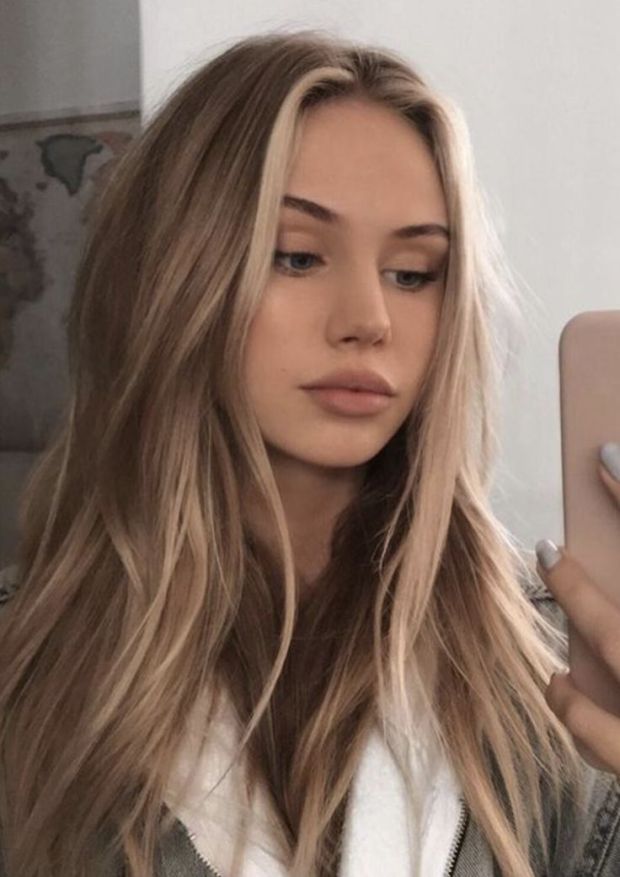 Dark Blonde Hair with Highlights Dark Blonde Balayage, Blond Hairstyles, Graduation Hair, Blonde Highlights On Dark Hair, Blonde Fashion, Blond Balayage, Latest Hair Color, Dirty Blonde Hair, Haircut Styles