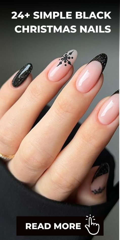 Nails Winter Black, Cute Simple Christmas Nails, Winter Black Nails, Black Christmas Nails, Chic Manicure, Festive Manicure, Back To School Nails, Classy Nail Designs, Spring Nail Designs