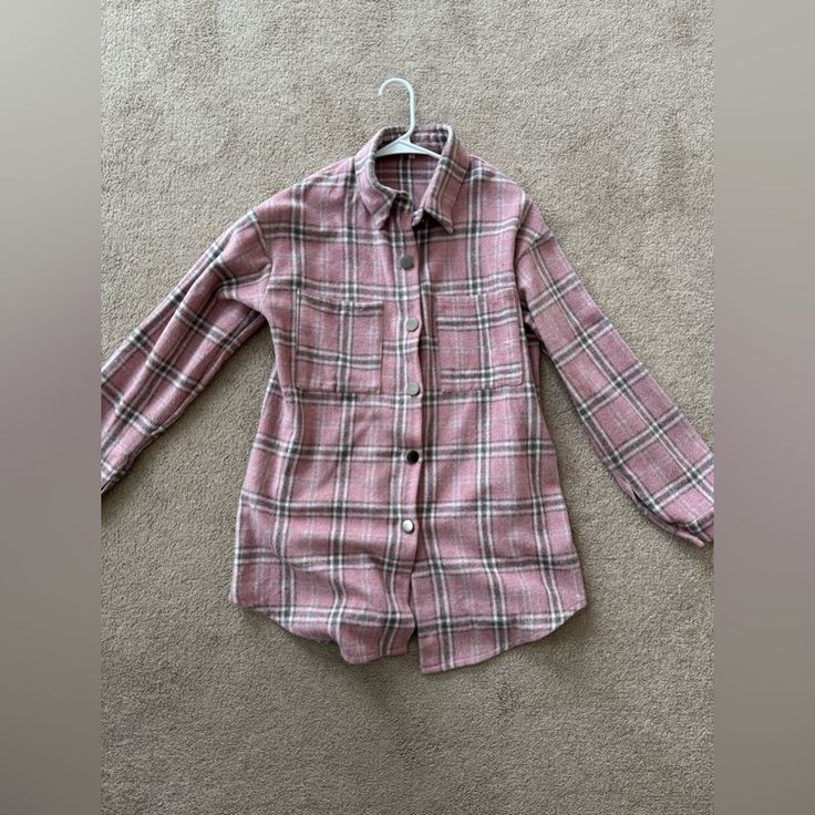 Pink, Grey, And White Plaid Flannel Shacket. Nwot Women��’s Small Pink Outerwear For Fall Day Out, Casual Pink Shacket For Winter, Casual Pink Outerwear For Day Out, Fall Pink Tops With Pockets, Pink Tops With Pockets For Fall, Casual Pink Collared Outerwear, Pink Long Sleeve Outerwear For Day Out, Pink Fall Top With Pockets, Pink Button Top For Fall