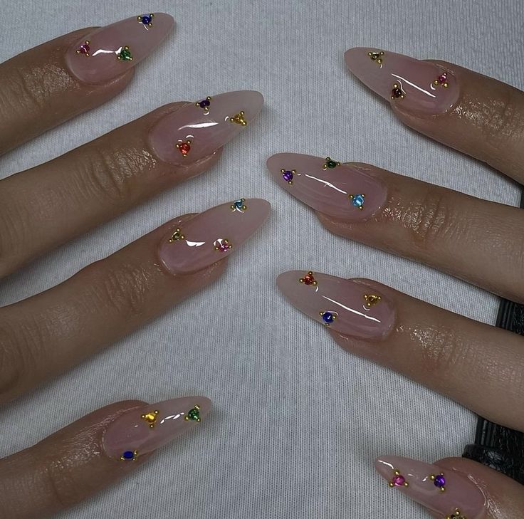 Multi Color Gem Nails, Rainbow Rhinestone Nails, Nude Rhinestone Nails, Nude Nails With Rhinestones, Strass Nails, Nails Today, Nails Design With Rhinestones, Almond Nails Designs, Nail Swag