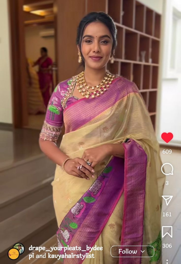 Banarasi Blouse, Model Blouse, Traditional Blouse Designs, Saree Fashion, Latest Model Blouse Designs, Sari Blouse Designs, Fancy Blouse, Indian Bridal Fashion, Blouse Models