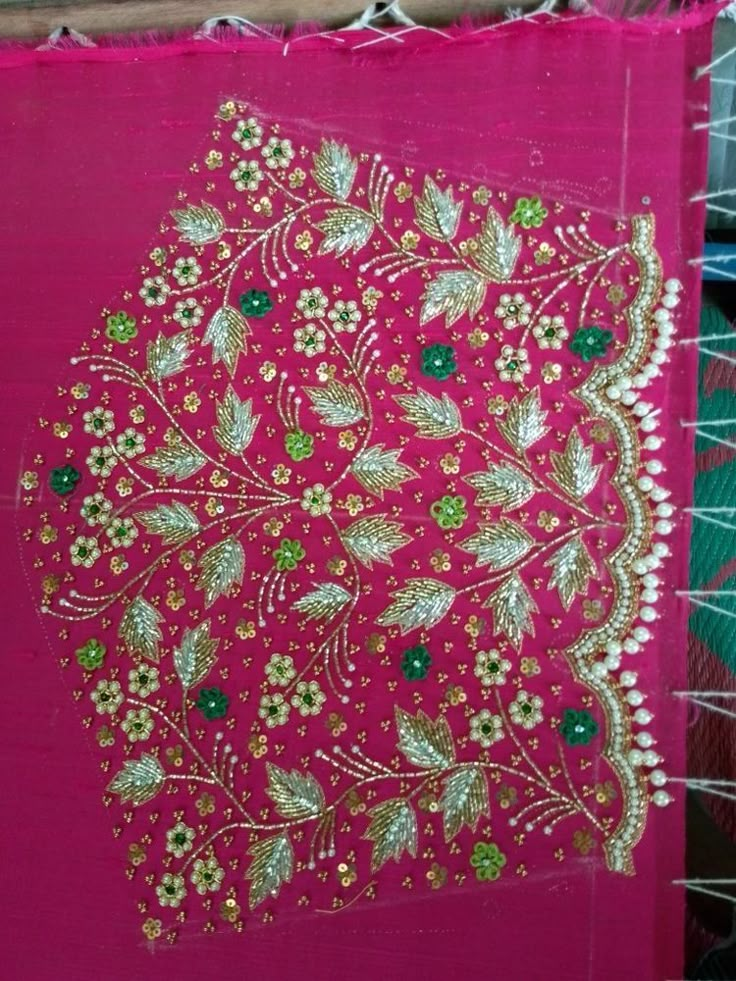 Ghagra Design, Magam Work Designs, Maggam Blouses, Blouse Works, Patch Work Blouse Designs, Mirror Work Blouse Design, Cutwork Blouse, Maggam Work Designs, Latest Blouse Designs Pattern