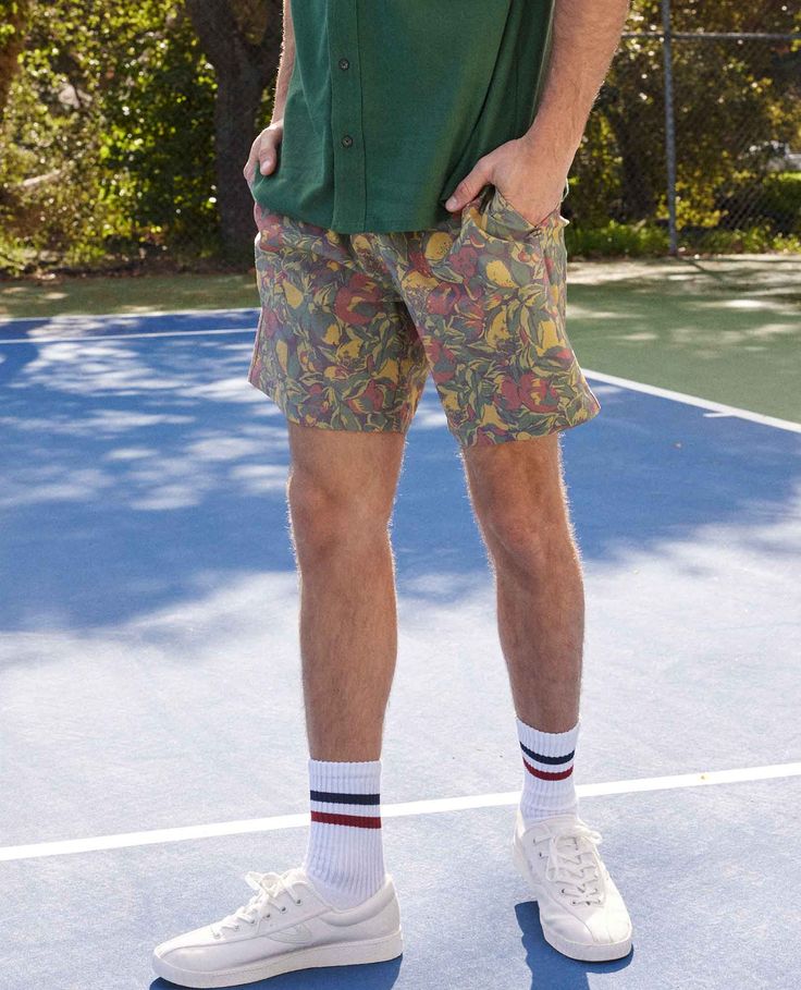 We’re taking your favorite water-friendly shorts and kicking them up a notch. A durable blend of organic cotton and recycled polyester meet features like hand pockets and secure back zip for shorts that go from paddleboarding to painting the town. Recycle Water Bottles, Fruit Print, Toad, Mens Shorts, Water Bottles, Organic Cotton, Mens Outfits, Water, How To Wear