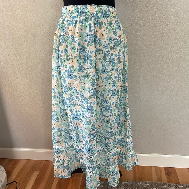 Blue, Green, And Yellow Floral Midi/ Maxi Skirt With Bent Details And Sinchable Stretchy Waist Band. Never Worn, New With Tags. Fits Between A 2-6 Non-stretch Maxi Skirt For Spring Vacation, Flowy Skirted Bottoms For Brunch, Blue Gathered Skirt Bottoms For Vacation, Green Floral Print Non-stretch Skirt, Casual Gathered Maxi Skirt For Brunch, Flowy Brunch Skirt With Elastic Waistband, Flowy Skirt With Elastic Waistband For Brunch, Flowy Casual Skirt For Brunch, Green Flowy Maxi Skirt For Spring