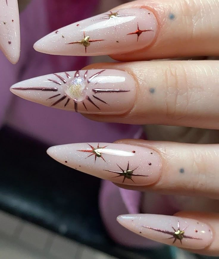 Claw Nails Designs, Christmas New Year Nails, Bedazzled Nails, Ball Of Light, Vibrant Nail Designs, Latest Nail Trends, January Nails, Gel Nails Diy, Vibrant Nails