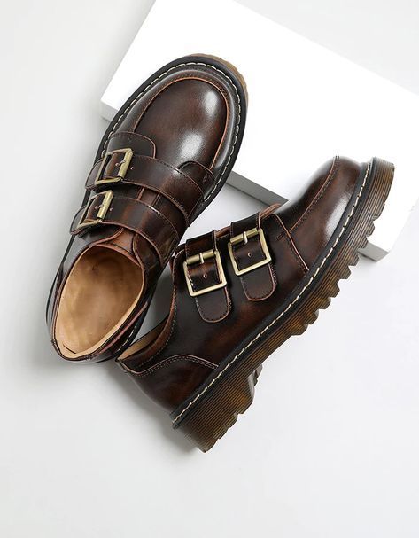 Double Buckle Front Mary Jane Shoes 41 Shoes Spring 2024, Shoes Winter 2023, Adidas Shoes Outfit, Rock Look, Zapatos Mary Jane, Casual Flat Shoes, Buckle Shoes, Jane Shoes, Casual Flats