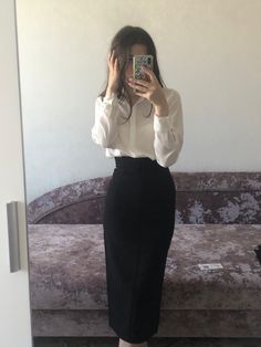 Pencil Skirt Blouse Outfit, Long Skirt Corporate Attire, Pencil Skirt Outfits Formal, Skirt And Blouse Work Outfit, Business Casual Outfits For Women Pencil Skirt, Office Outfits Women Skirt Black Pencil, Formal Attire Outfits For Women, White Blouse Aesthetic Outfit, Pencil Skirt Fits