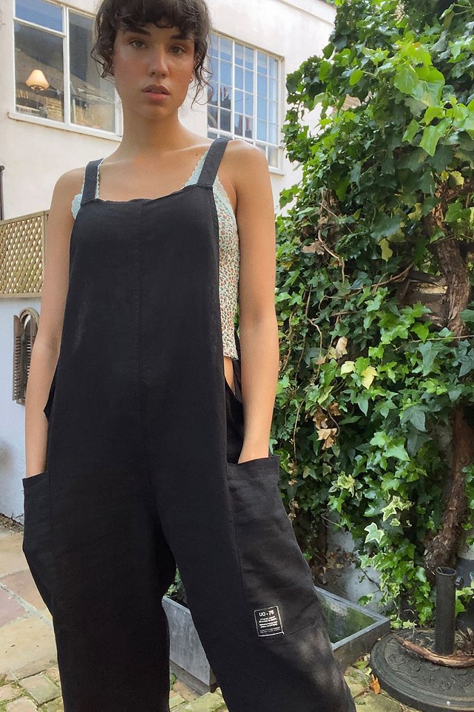 Linen Dungarees, Dungaree Outfit, Prom Dresses Long Pink, Formal Dresses For Teens, Fall Winter Trends, Backless Prom Dresses, Pink Prom Dresses, Online Dress Shopping, Black Linen