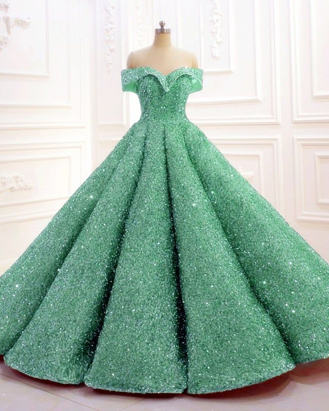 Green Tulle Ball Gown For Sweet 16, Embellished Green Ball Gown, Green Sequined Ball Gown, Big Puffy Dresses Ball Gowns Green, Green Embellished Tulle Ball Gown, Green Quince Dress, Green Quinceanera Dresses, Sequin Ball Gown, Colored Wedding Dress