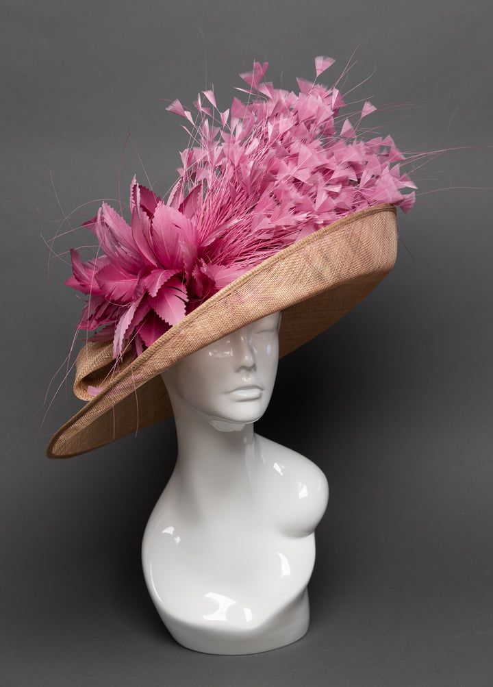 Buy royal hats online at The Hat Girls. Discover our exquisite collection of custom Kentucky Derby hat styles, perfect for special occasions and ladies' church hats. Derby Hats Diy Ideas, Derby Hats Diy, English Hats, Flower Clothes, Cogic Fashion, Ascot Style, Unusual Hats, Church Lady Hats, Church Suits And Hats