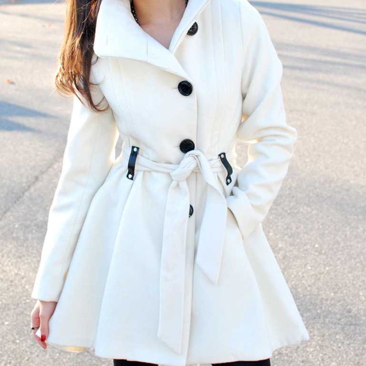 Brand New Steve Madden Cream And Black Coat Classic Feminine Silhouette Casual White Outerwear For Office, White Casual Outerwear For Office, White Outerwear With Buttons For Fall, White Buttoned Outerwear For Fall, Elegant White Outerwear With Buttons, White Stand Collar Outerwear For Spring, White Long Sleeve Outerwear For Office, Fitted White Outerwear For Work, White Winter Outerwear For Work