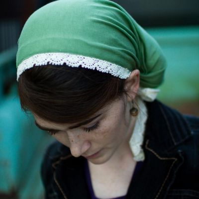 Religious Head Coverings for Women | The Month of July: Spirituality Christian Head Covering, Fashion Modest, Jewish Women, Peinados Faciles, Head Covering, Character Outfits, Scarf Hairstyles, Stretch Lace, Head Scarf