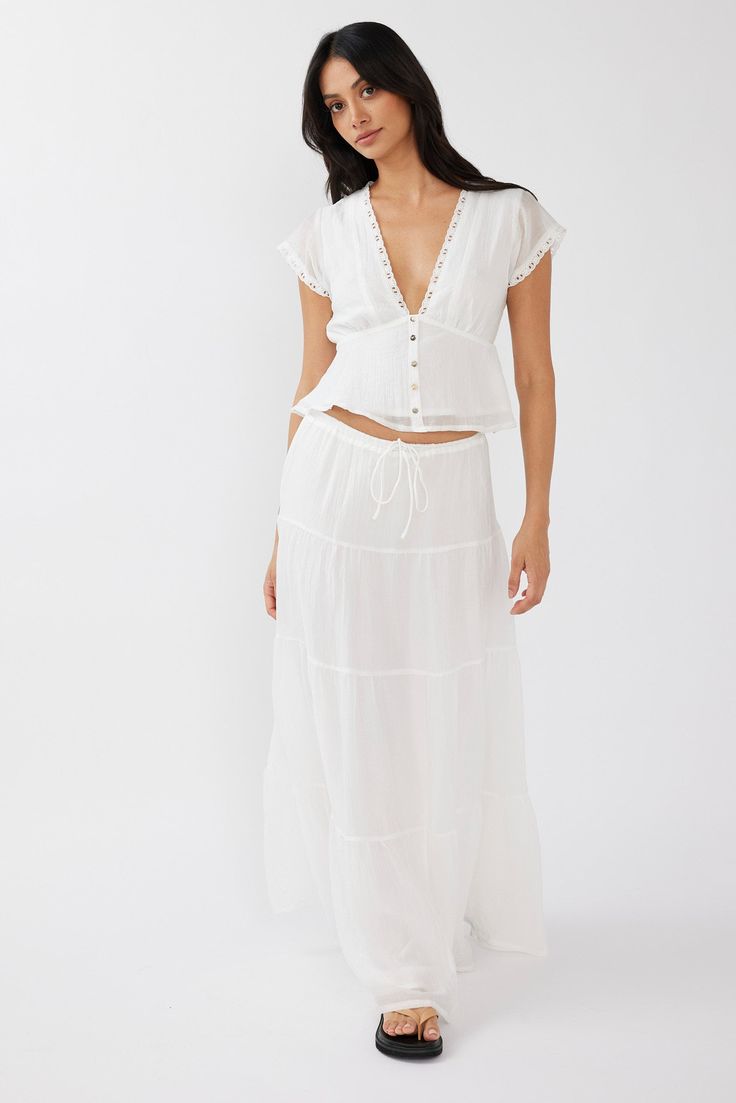 Azura Drawstring Maxi Skirt White Maxi Skirt White, Pink Dress Shoes, Summer Sets, White Maxi Skirt, Summer Uniform, Modest Summer, White Maxi Skirts, Brunch Dress, Europe Summer