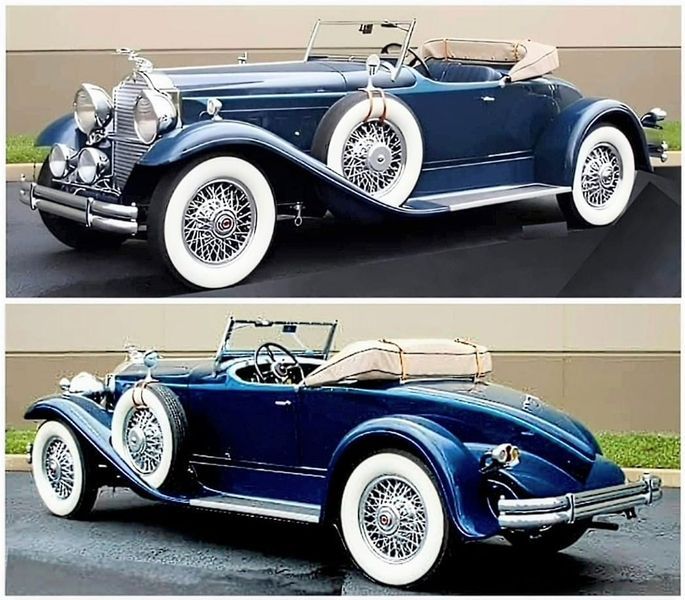 two pictures of an old model car in blue and white