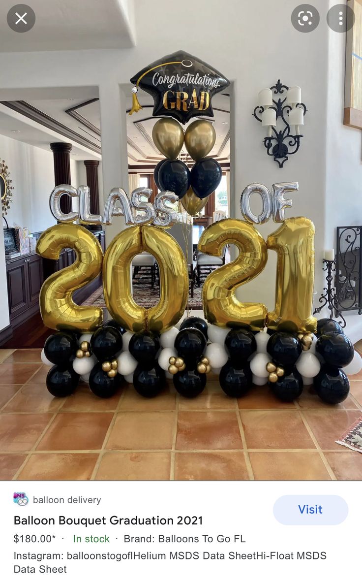 balloons are arranged in the shape of letters and numbers for a class graduation party at ballon bouquet