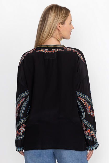 With its striking pops of colorful embroidery and beautiful silk fabrication, the Audrey Mandarin Tunic is an elegant statement-maker, while its relaxed silhouette makes it as comfortable as it is stylish. Wear it on its own or layer over pants for superior wardrobe versatility. Johnny Was Women's The Audrey Mandarin Tunic in Black, Size 2XL, Silk Silk V-neck Top With Embroidery, Long Sleeve Embroidered Silk Top, Silk Long Sleeve Tops With Floral Embroidery, Silk Tops With Floral Embroidery And Long Sleeves, Spring Silk Tops With Resham Embroidery, Silk Tops With Resham Embroidery For Spring, Black Embroidered Silk Top, Silk Tops With Multicolor Embroidery, Bohemian Silk Embroidered Tops