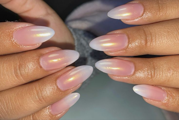 almond shape nails plus aurora effect😍 #auroranails #almondnails Princess Aurora Nails, Aurora Nails, Shape Nails, Almond Shape Nails, Almond Shape, Nails Inspo, Almond Nails, Quince, Nail Inspo