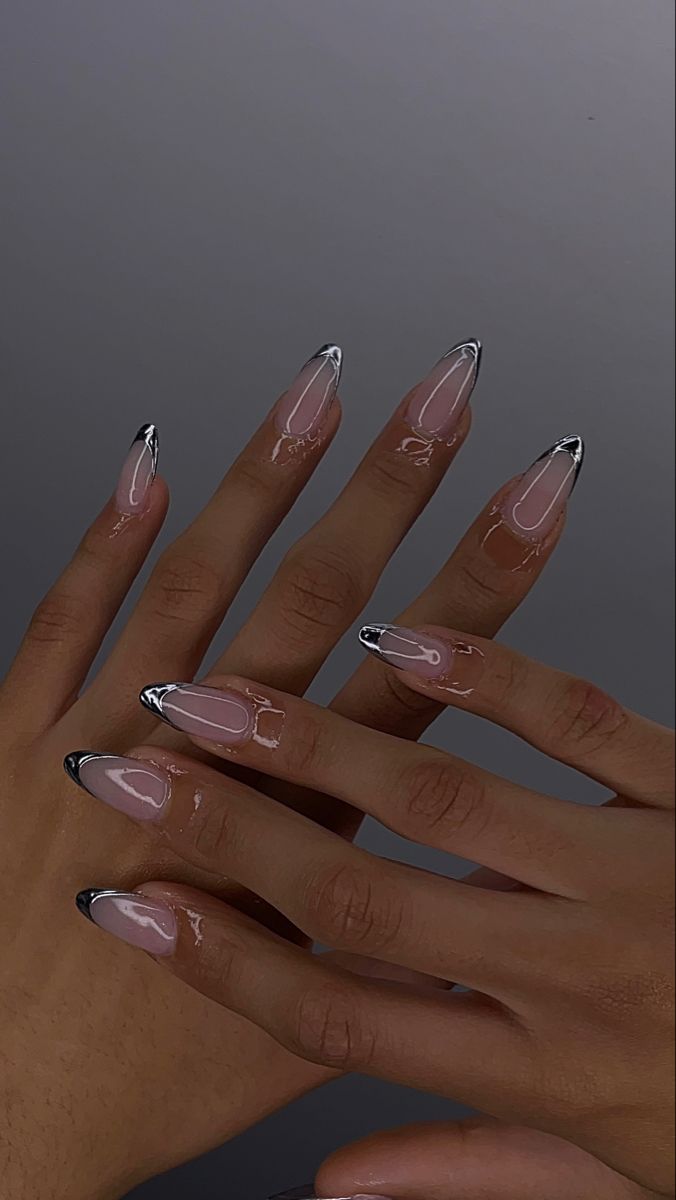 Black Chrome Nails Designs French, Black Silver French Tip Nails, Grey New Years Nails, French Nails Metallic, French Crome Nails Design Almond, Black French Tip With Chrome, Black And Silver Almond Nails, Black French Tip Chrome, Molten Metal Nails