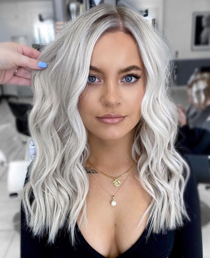 @ daisy_goord Icy Blonde Hair, Silver Blonde Hair, White Blonde Hair, Silver Hair Color, Silver Blonde, Hair Done, Platinum Hair, Balayage Hair Blonde, Hair Color Purple