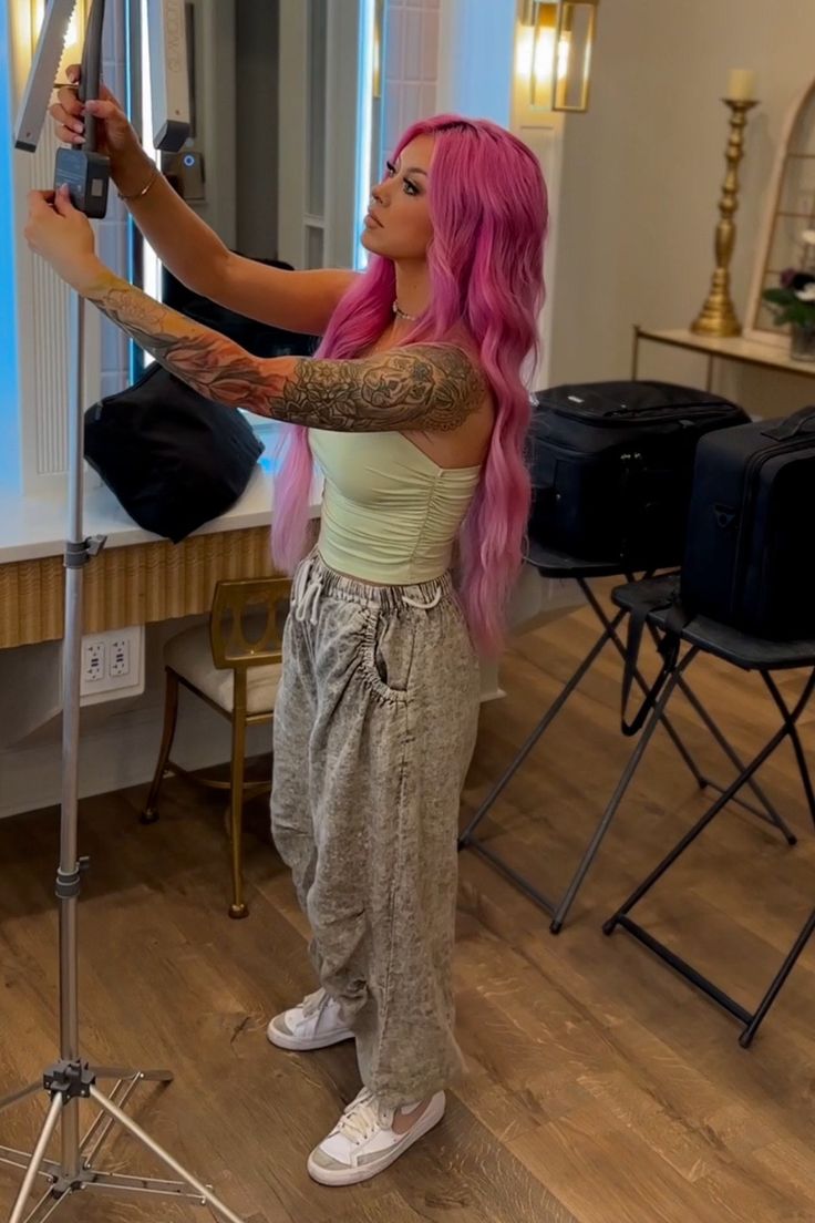 Pink Hair Professional Look, Pink Hair Fashion Outfit, Ally Nicole Hair, Hairstylist Fashion Outfits, Outfits For Pink Hair, Pink Hair Outfit What To Wear With, Ally Nicole Outfits, Pastel Pink And Purple Hair, Pink Hair Outfits