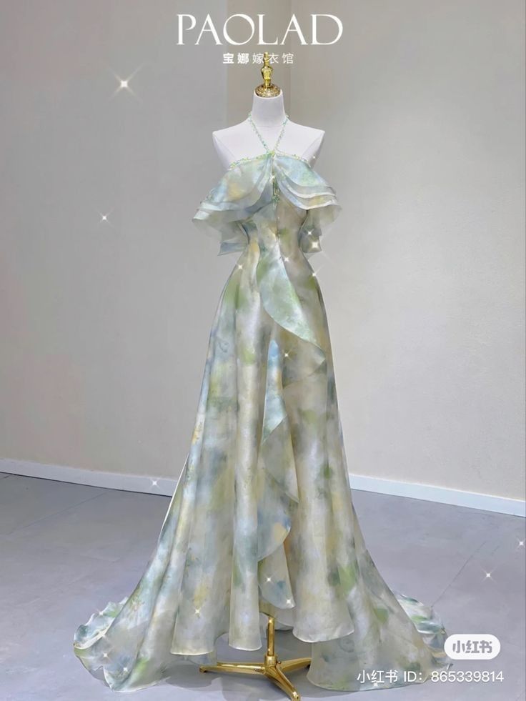 Shop Gowns, Prom Inspo, Gowns Dresses Elegant, Gaun Fashion, Prom Dress Inspiration, Pretty Prom Dresses, Fairytale Dress, Fantasy Dress, Glam Dresses