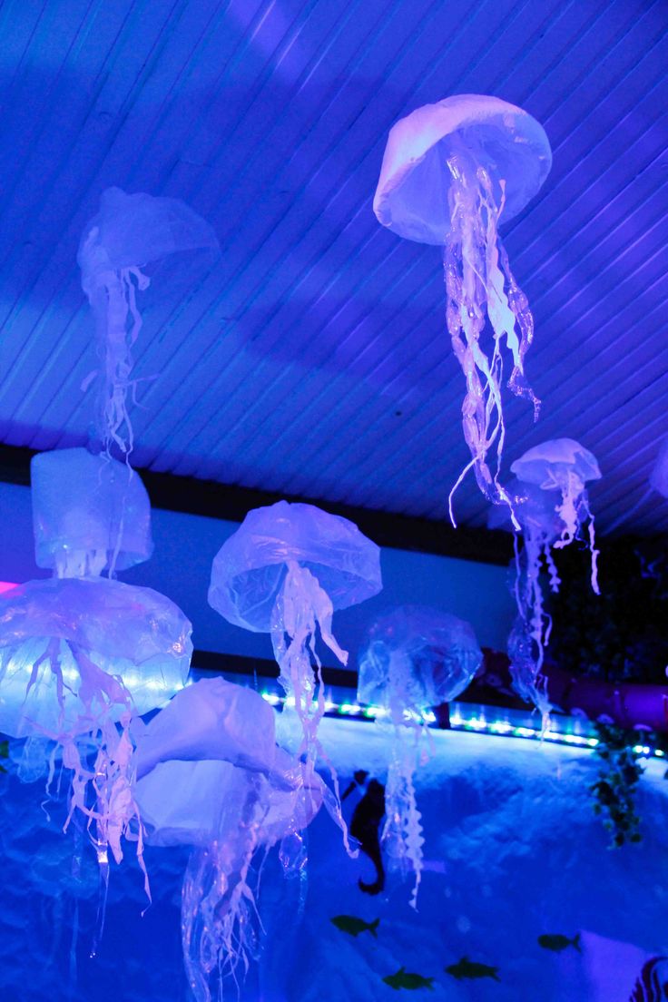 Under The Sea 18th Birthday Party, Under Water Theme Decorations, Aquatic Party Theme, Shark Theme Wedding, Atlantis Decorations Theme Parties, Under The Sea Xv Theme, Underwater Quinceanera, Mermaid Dance Party, Avatar Theme Party Decor