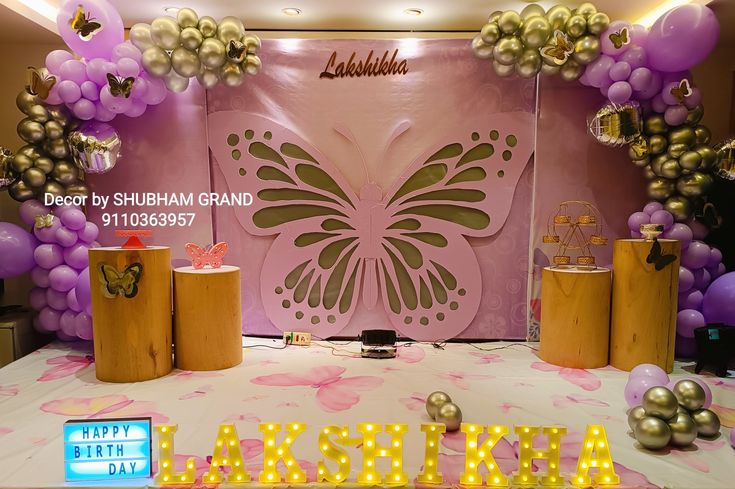 Butterfly theme baby girl birthday party Shubham grand events Butterfly Theme Balloon Decoration, Butterfly Stage Decoration, 1st Birthday Stage Decorations Girl, Butterfly Theme Birthday Decoration, School Decorations Diy, Birthday Decors, Baby Girl Birthday Party, Butterfly Balloon