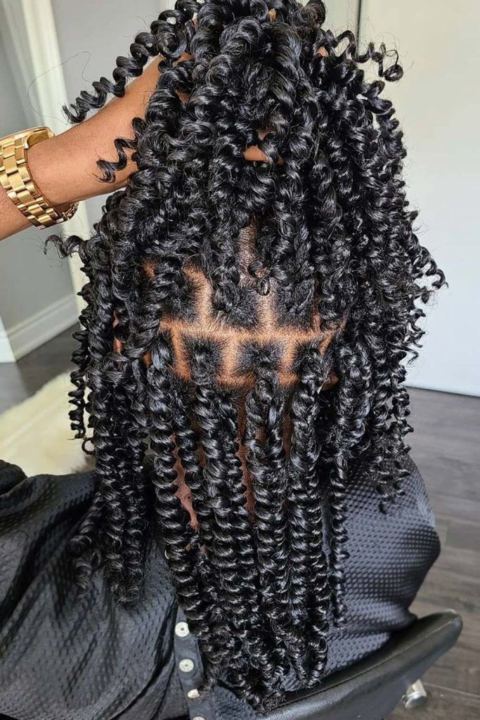 Spring Passion Twist, Goddess Spring Twist, Spring Braids Hairstyles, Short Passion Twists Braids, Spring Twist Crochet Braids Hairstyles, Short Goddess Passion Twist, Short Passion Twists With Curls, Crochet Passion Twist Hairstyles Short, Passion Twists Hairstyle With Curls