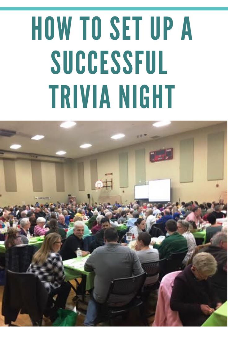 a group of people sitting at tables in a room with the words how to set up a successful trivia night