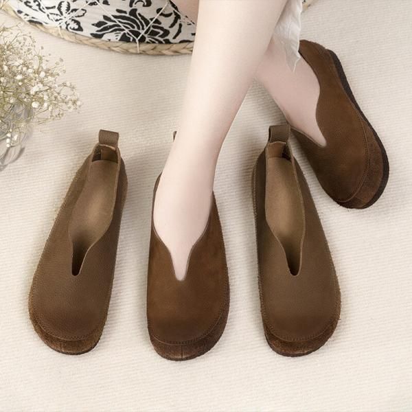 Comfortable, One of Kind. Flats online shop,|Cowhide/Calf|Rubber|Flat|Round Toe|Slip-On|Female|Pigskin|2cm|Khaki|35|36|37|38|39|40|Summer Wide Toe Shoes, Brown Flat Shoes, Leather Flats Women, Heels Patterns, Flat Pumps, Flats Online, Dark Coffee, Leather Oxford Shoes, Soft Shoes