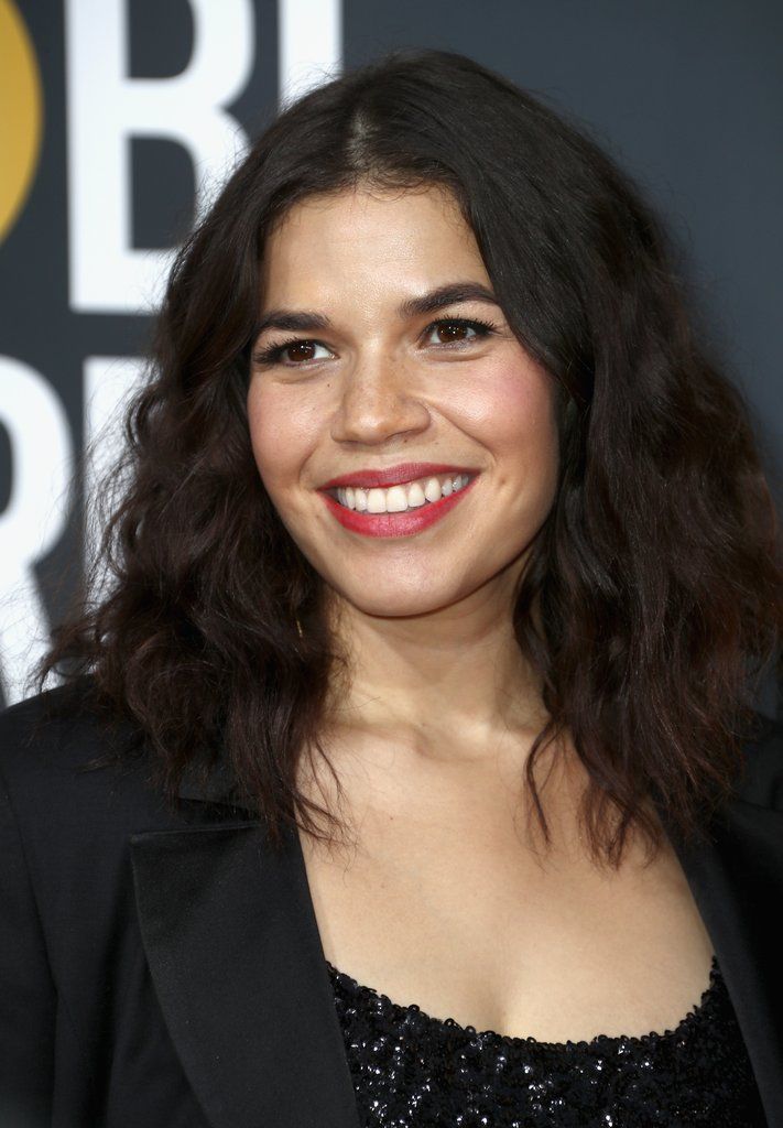 America Ferrera Hair, Haircut Ideas For Round Face, Fat Face Haircuts, Haircuts For Round Face Shape, End Of Watch, Haircuts For Round Faces, Tara Reid, Straight Hairstyle, Easy Hair Cuts