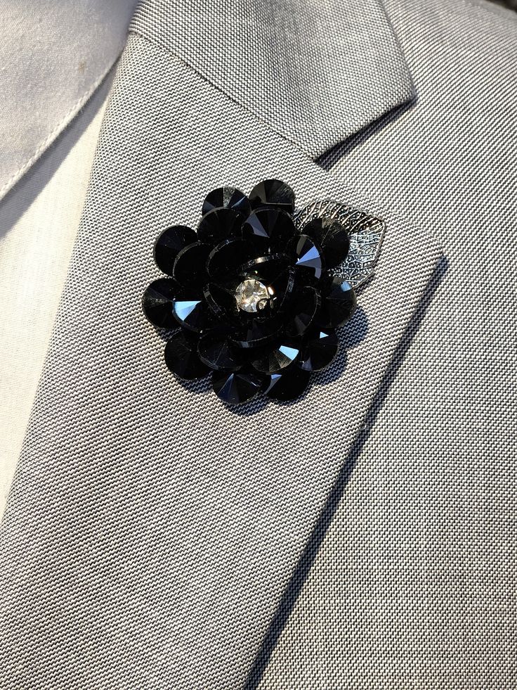 Here at TieTownCo, we make sure our formal wear accessories complement your formal wear of choice!  Presenting our luxury brooch pin collection. Stand out  and steal the spotlight as you sport gold and silver plated alloys fashioned into a whimsical motif.  Sharp, playful and luxurious--our brooch pins add that dash of dapper to any ensemble.  Perfect as gifts too! Luxury Black Brooches For Formal Occasions, Elegant Business Lapel Pin Brooch, Elegant Black Business Lapel Pin, Classic Silver Lapel Pin For Party, Classic Black Brooches For Wedding, Classic Black Lapel Pin For Formal Occasions, Classic Black Wedding Brooches, Classic Black Wedding Brooch, Luxury Black Wedding Brooches