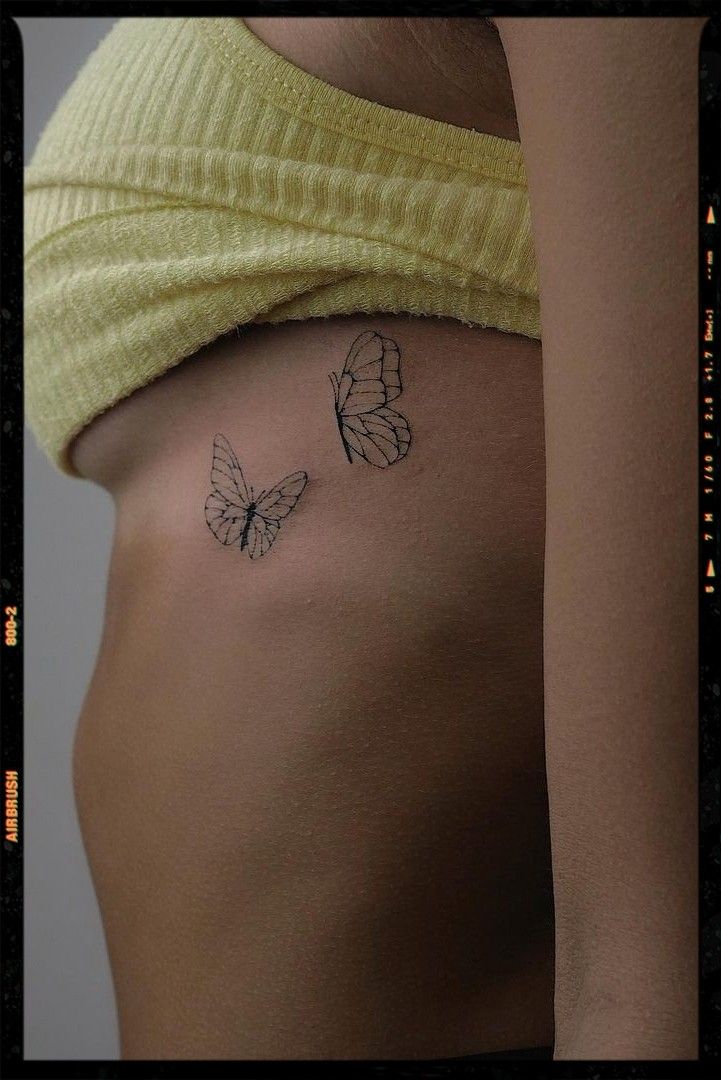 Small Butterfly Tattoo Inspiration Small Butterfly Tattoos, Flower Neck Tattoo, Flower Tattoo On Ribs, Rib Tattoos For Women, Ribcage Tattoo, Small Butterfly Tattoo, Butterfly Tattoos For Women, Small Pretty Tattoos, Petite Tattoos